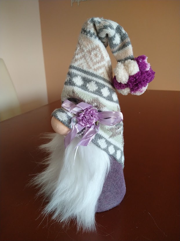 Skritek_fialovy_2
